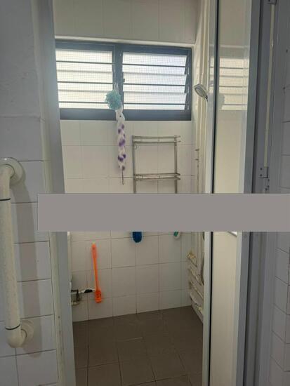 311 Serangoon Avenue 2 HDB Apartment Room Rental, $850, 1 Bed 2 Bath 120 sqft $7.08 psf