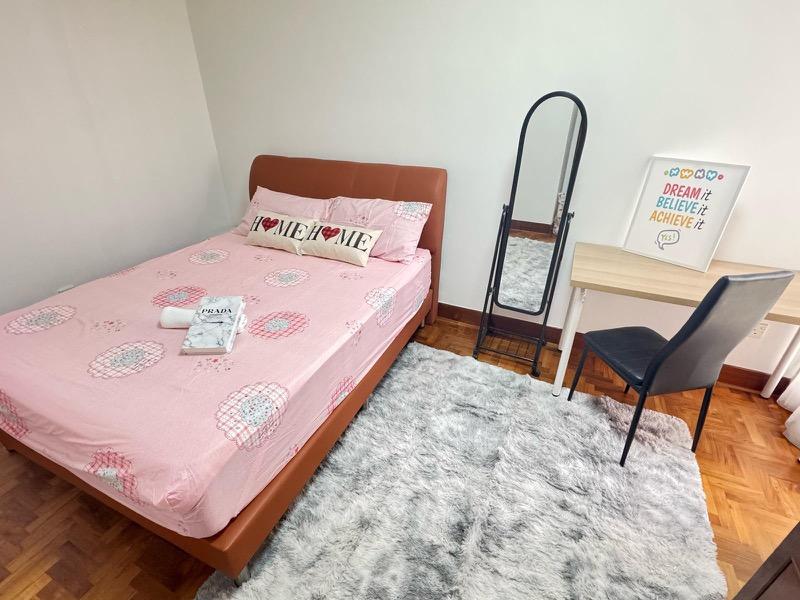Parc Vista Condominium Room Rental, $1,000, 1 Bed 1 Bath 120 sqft $8.33 psf