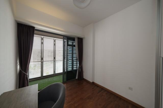 Watertown Condominium For Rent, $4,500, 2 Bed 2 Bath 1,055 sqft $4.27 psf