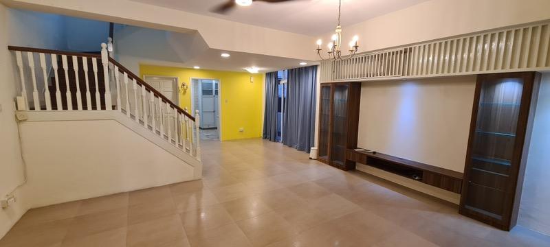 Prop-GPT: Corner Terrace: D28  Seletar Hills Estate