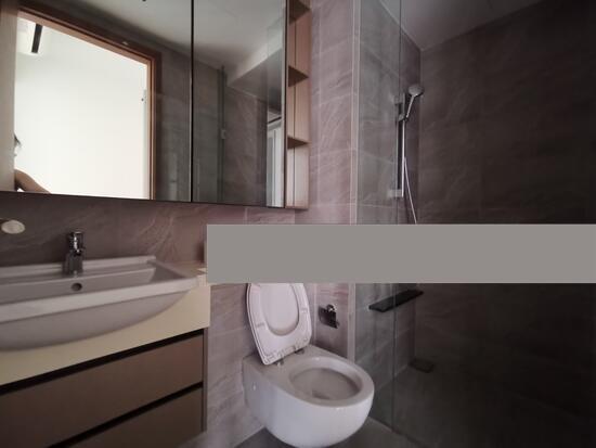 Stirling Residences Condominium For Rent, $5,300, 2 Bed 2 Bath 764 sqft $6.94 psf