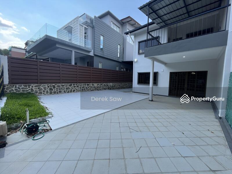 Prop-GPT: Terrace: D23 Hillview Jalan Remaja