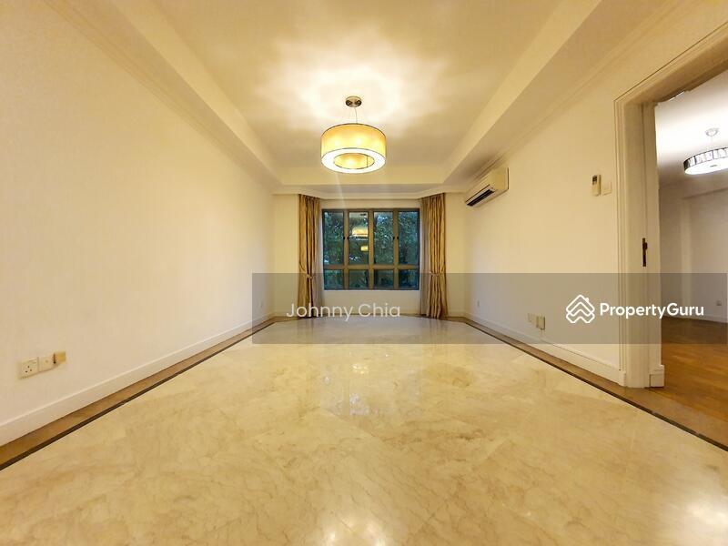Prop-GPT: Apartment: D09 Cairnhill Cavenagh Lodge