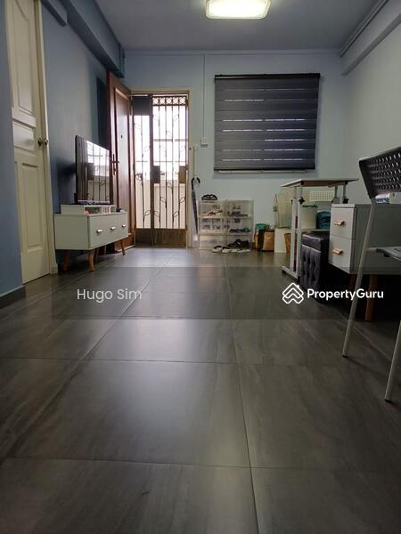 Prop-GPT: HDB Flat: D19  107 Serangoon North Avenue 1