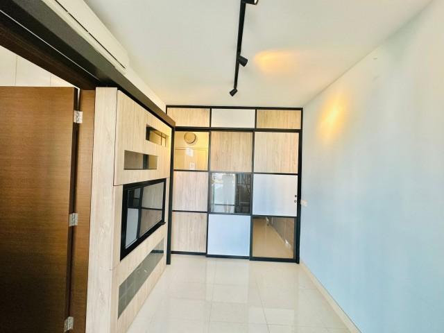 Centra Heights Condominium For Rent, $2,950, 2 Bed 1 Bath 463 sqft $6.37 psf