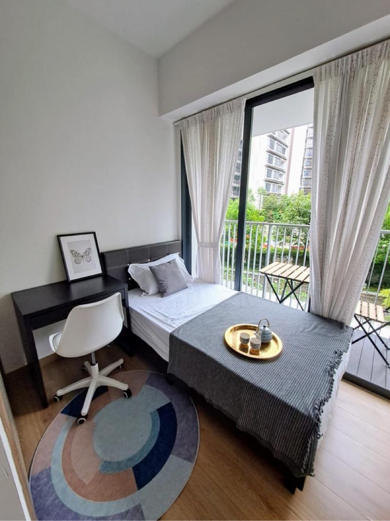 Prop-GPT: Condominium: D18 Pasir Ris Coco Palms