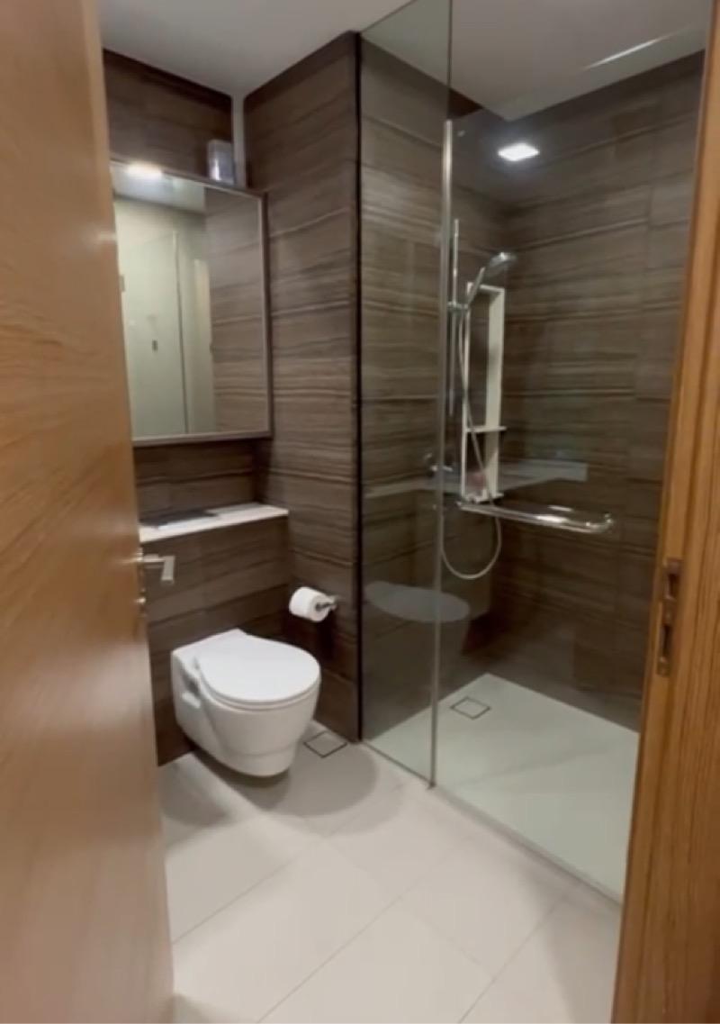Coco Palms Condominium Room Rental, $1,199, 1 Bed 1 Bath 150 sqft $7.99 psf