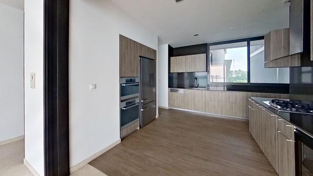 Condominium for Rent: D04, 098209