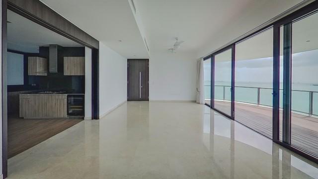 Condominium for Rent: D04, 098209
