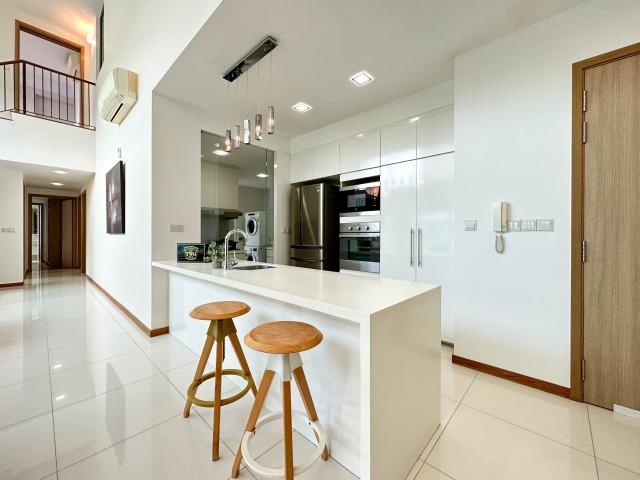 Condominium for Rent: D05, 126817