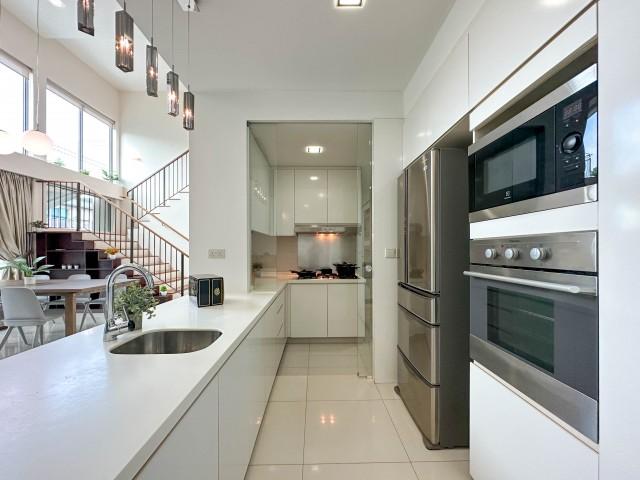 Condominium for Rent: D05, 126817