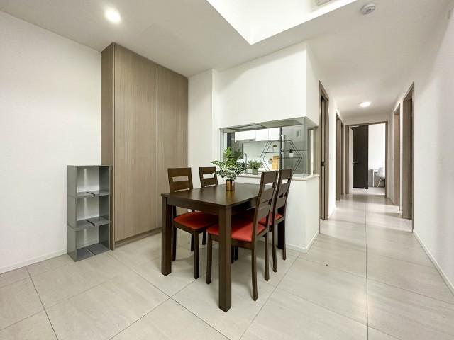 Apartment for Rent: Macpherson, D13, 367806