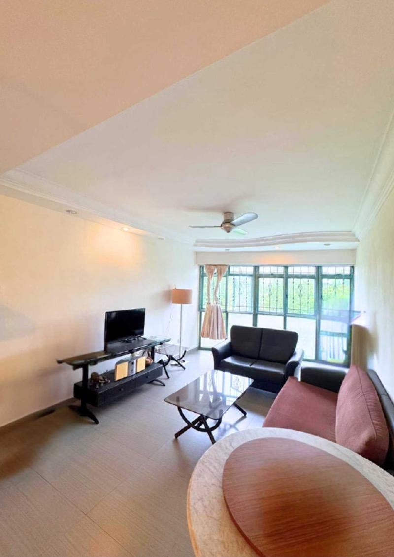 461 Choa Chu Kang Avenue 4 HDB Apartment For Rent, $3,200, 3 Bed 2 Bath 1,323 sqft $2.42 psf