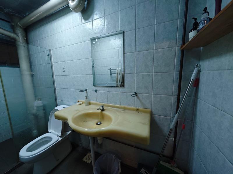 Prop-GPT: HDB Apartment: D19  833 Hougang Central