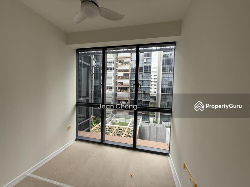 Prop-GPT: Executive Condominium: D19  OLA