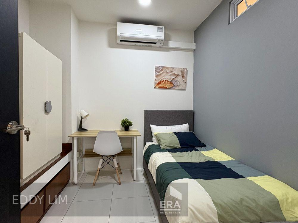 Condominium for Rent: Angklong Lane, D20, 579978