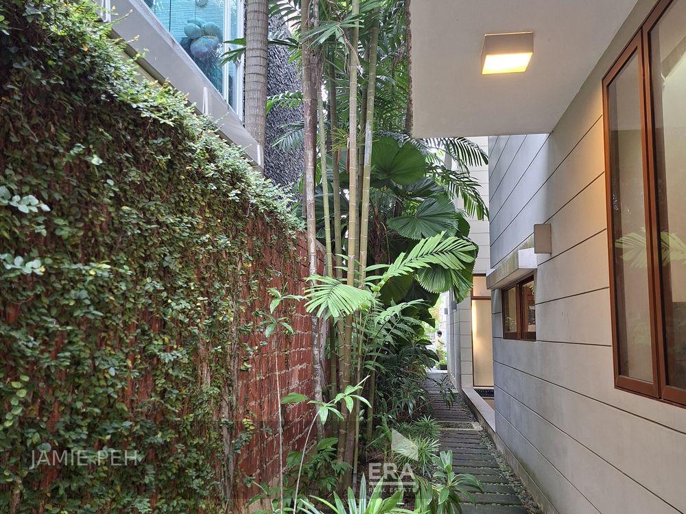 Semi-Detached for Rent: D14, 418344