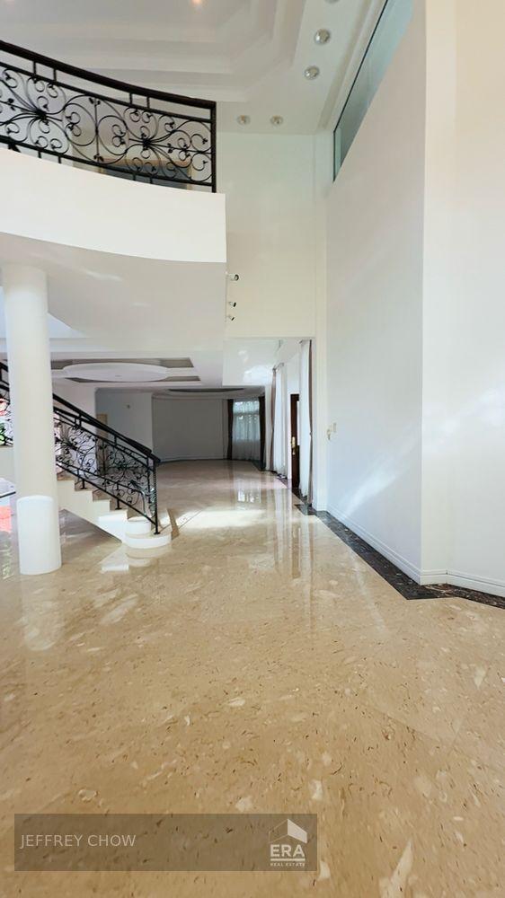Bungalow for Rent: Swettenham Road, Tanglin, D10, 248116