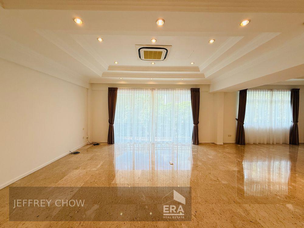 Bungalow for Rent: Swettenham Road, Tanglin, D10, 248116