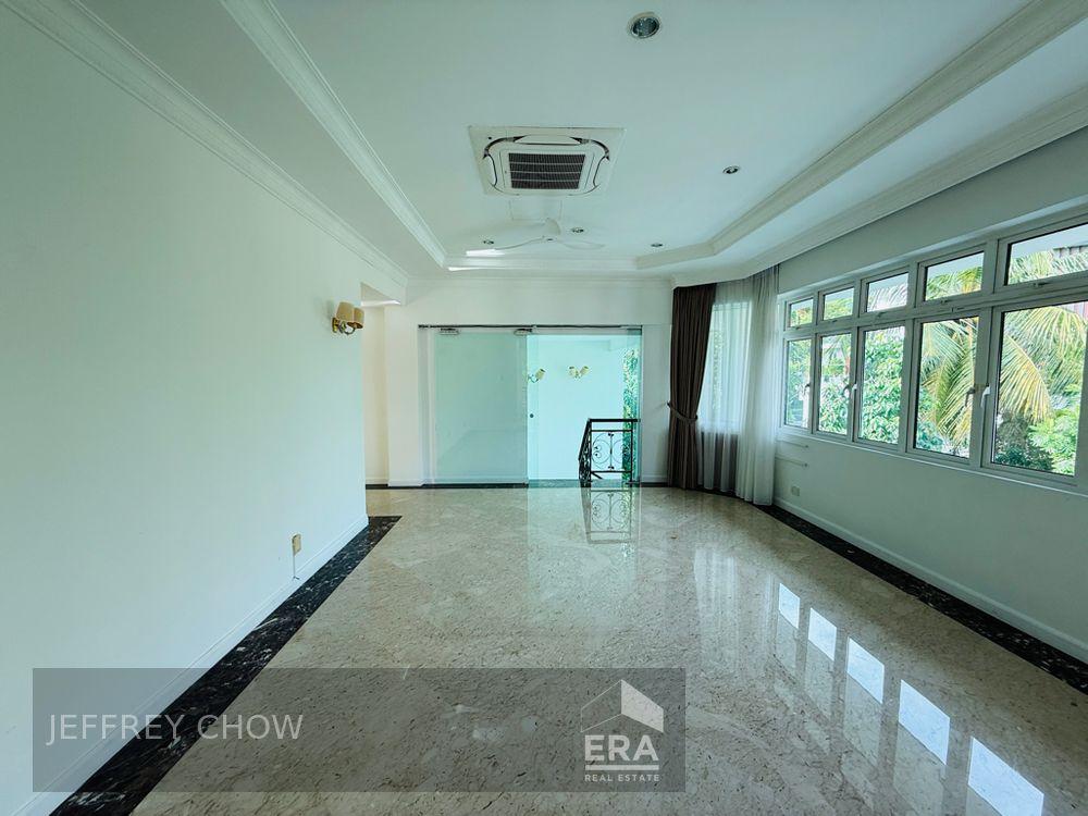 Bungalow for Rent: Swettenham Road, Tanglin, D10, 248116