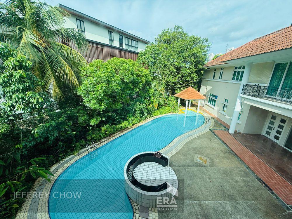 Bungalow for Rent: Swettenham Road, Tanglin, D10, 248116