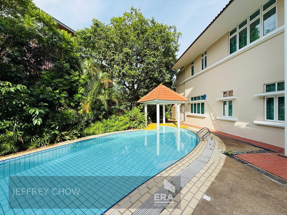 Bungalow for Rent: Swettenham Road, Tanglin, D10, 248116