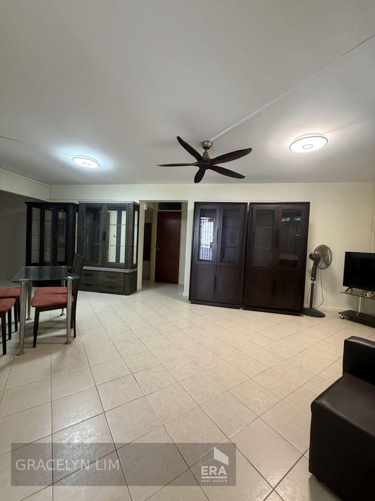 HDB - 3 room for Rent: Yishun Ring Road, Yishun, D27, 760108