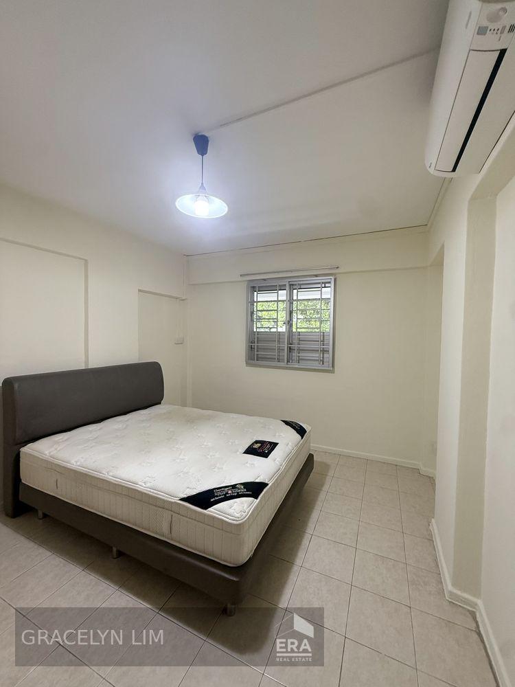 HDB - 3 room for Rent: Yishun Ring Road, Yishun, D27, 760108