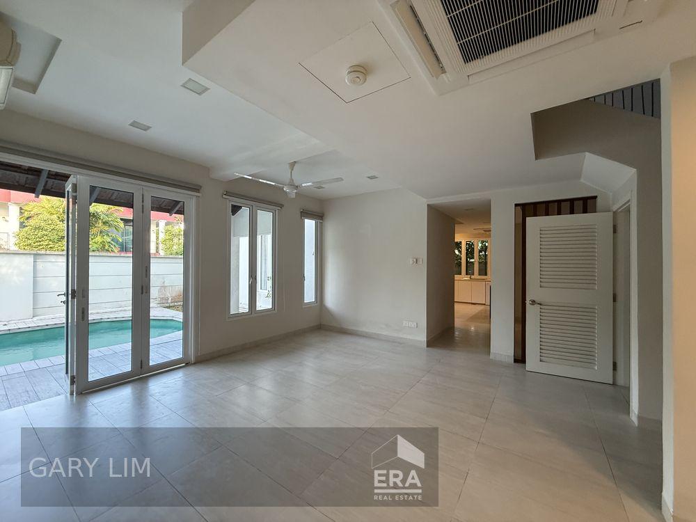 Detached for Rent: Greenleaf View, Holland, D10, 279250