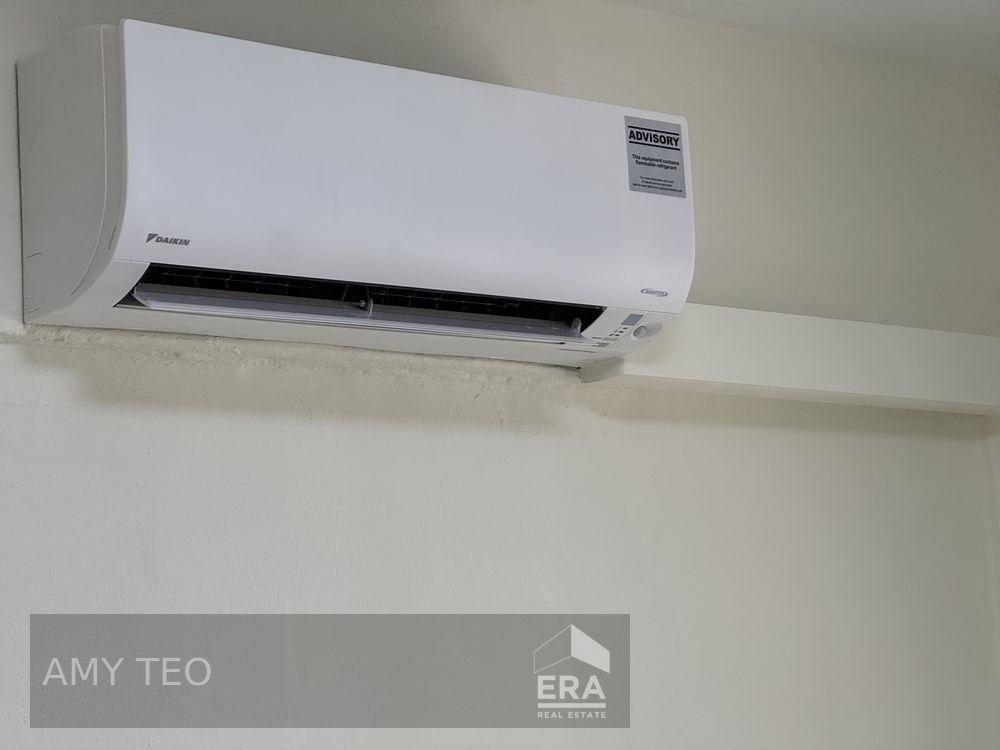 HDB - 1 room for Rent: Bedok North Street 2, Bedok, D16, 460114