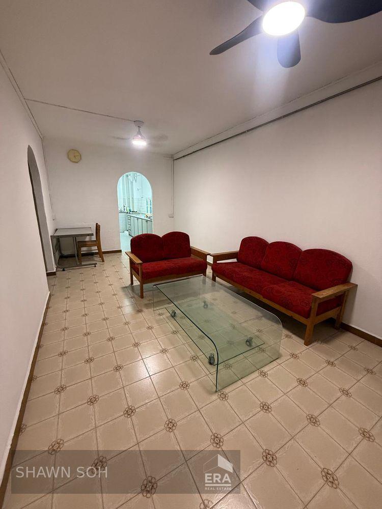 Prop-GPT: HDB - 2 room: D27 Yishun 138 Yishun Ring Road