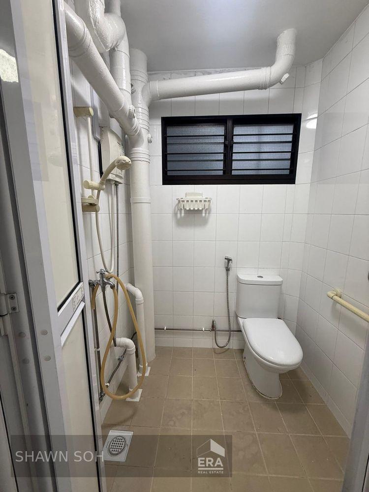 HDB - 2 room for Rent: Yishun Ring Road, Yishun, D27, 760138
