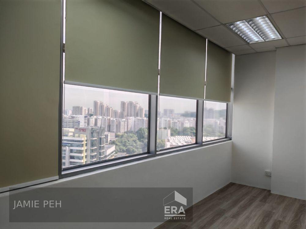 Commercial for Rent: Bukit Batok Crescent, Bukit Batok, D23, 658065