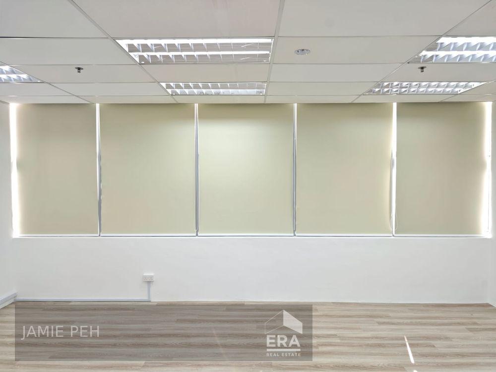 Commercial for Rent: Bukit Batok Crescent, Bukit Batok, D23, 658065