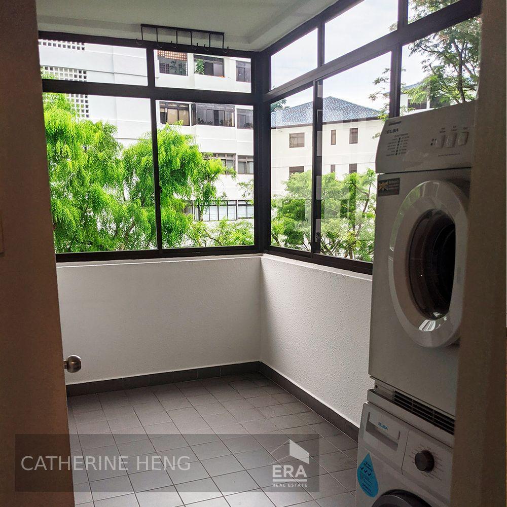 Prop-GPT: Condominium: D10  Astrid Meadows