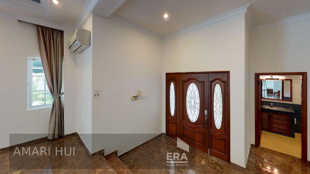 Bungalow for Rent: West Coast Road, West Coast, D05, 127433