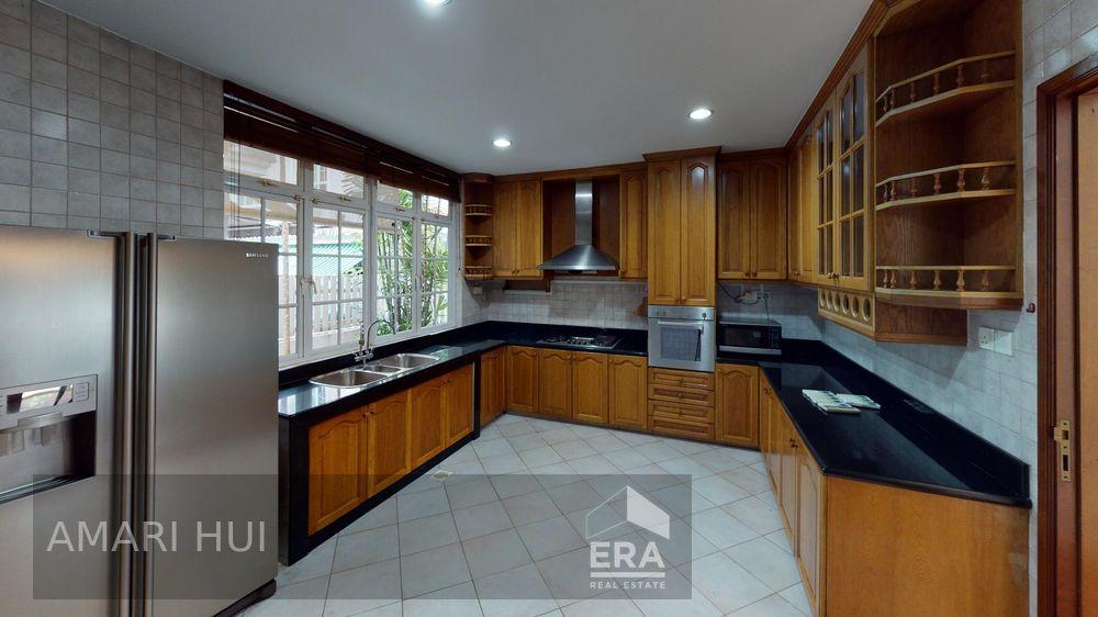 Bungalow for Rent: West Coast Road, West Coast, D05, 127433