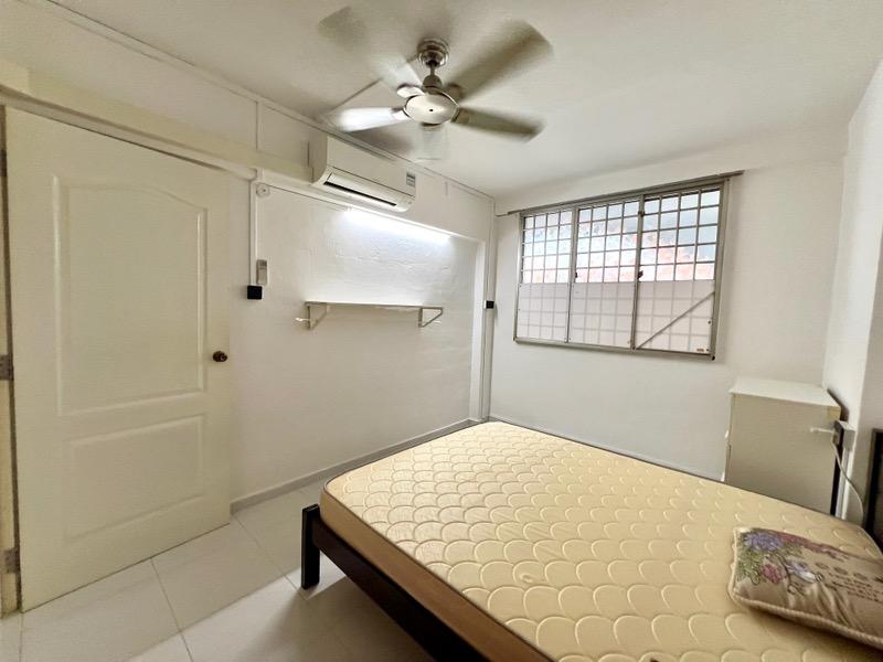 683 Hougang Avenue 8 HDB Apartment Room Rental, $900, 1 Bed 1 Bath 107 sqft $8.41 psf