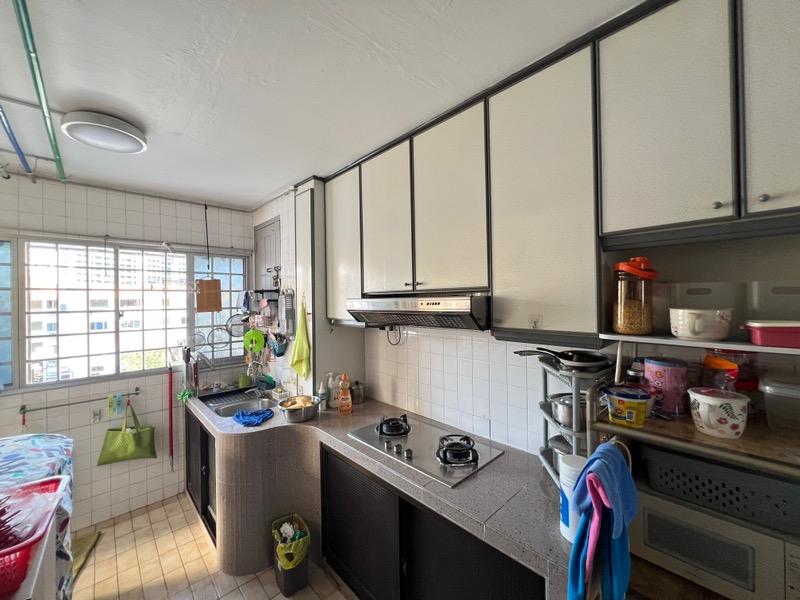 683 Hougang Avenue 8 HDB Apartment Room Rental, $900, 1 Bed 1 Bath 107 sqft $8.41 psf