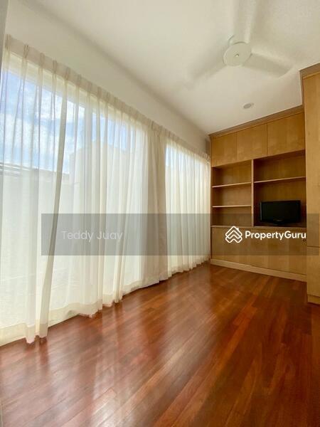 Country Park Condo