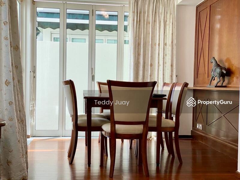 Country Park Condo