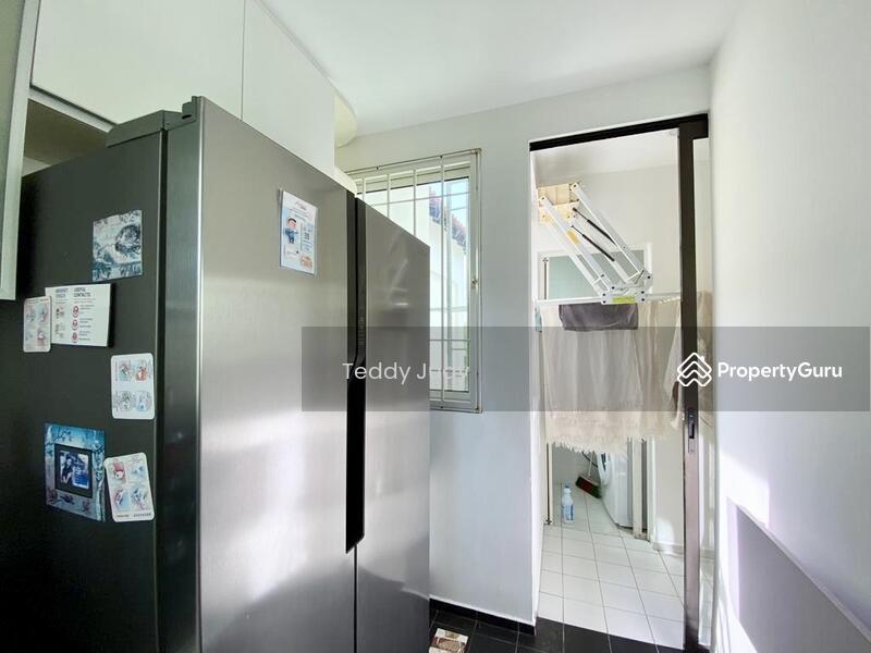 Country Park Condo