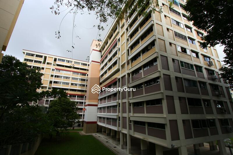 403 Serangoon Avenue 1