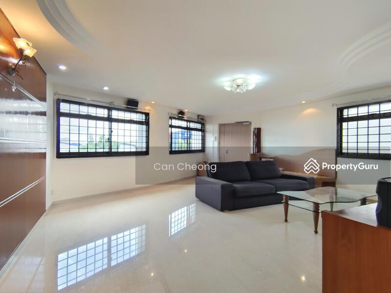 Prop-GPT: HDB Flat: D19  169 Hougang Avenue 1