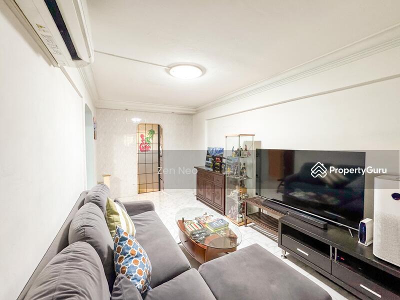 Prop-GPT: HDB Flat: D16  122 Bedok North Street 2