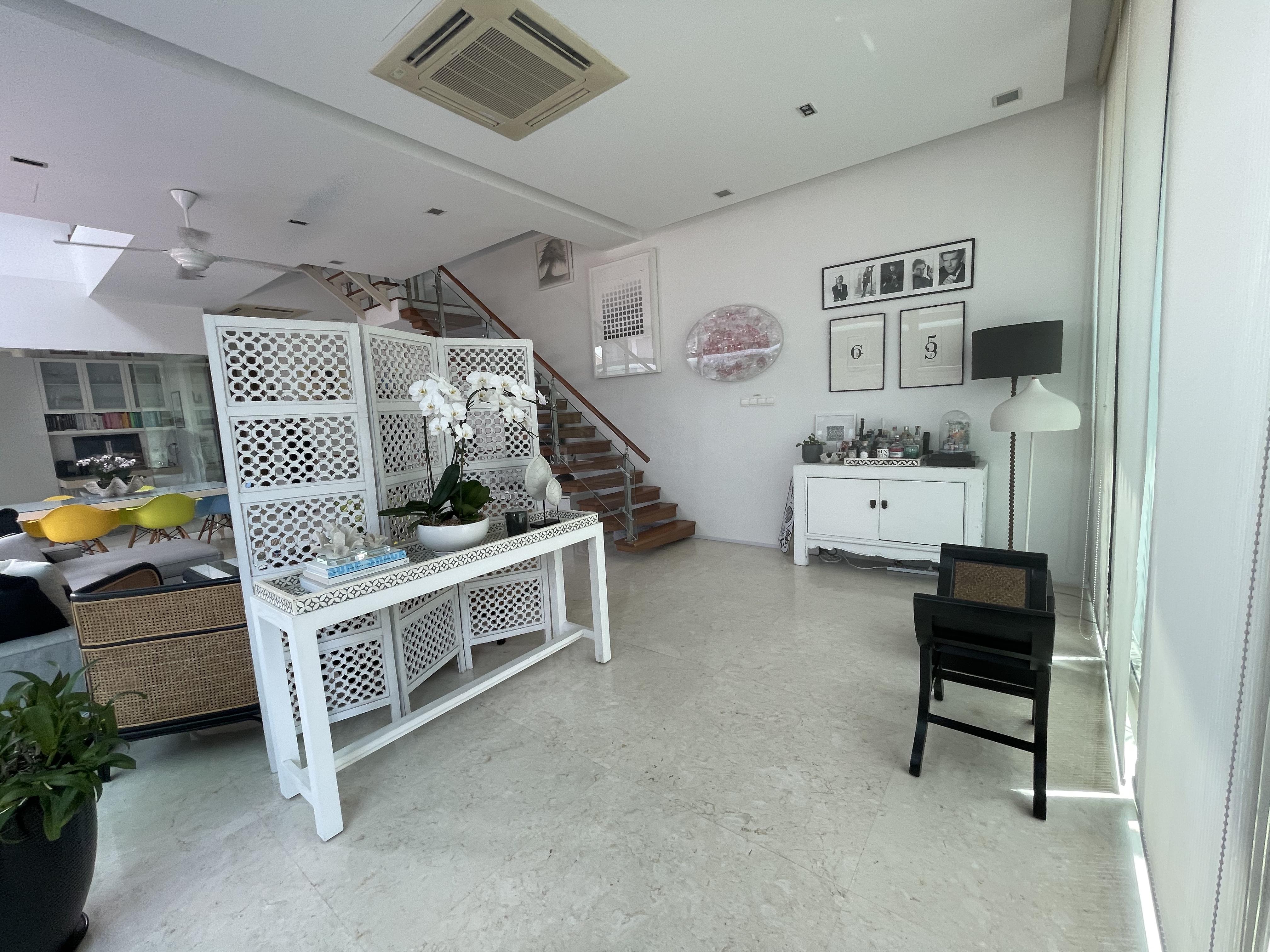 Prop-GPT: Detached: D10  coronation road west