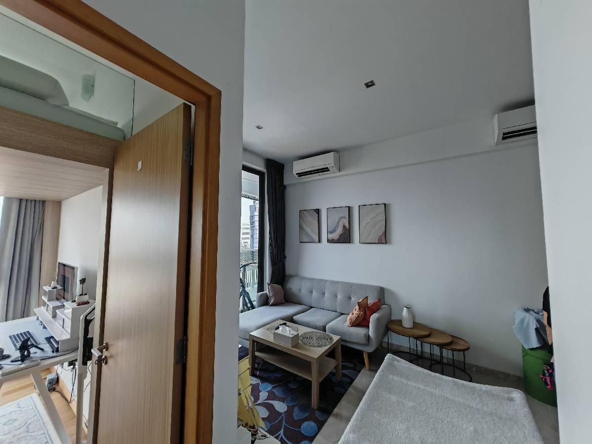 Condominium for Rent: D07, 199597