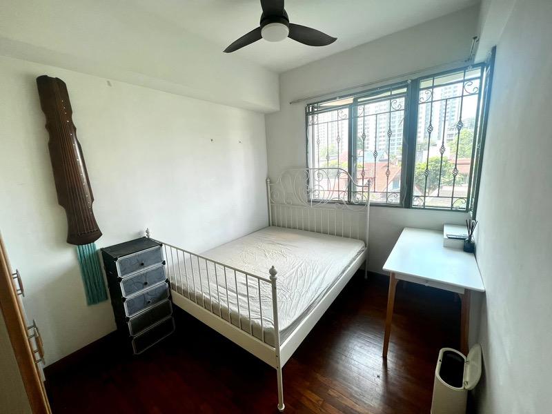 Prop-GPT: Condominium: D23 Choa Chu Kang Palm Gardens