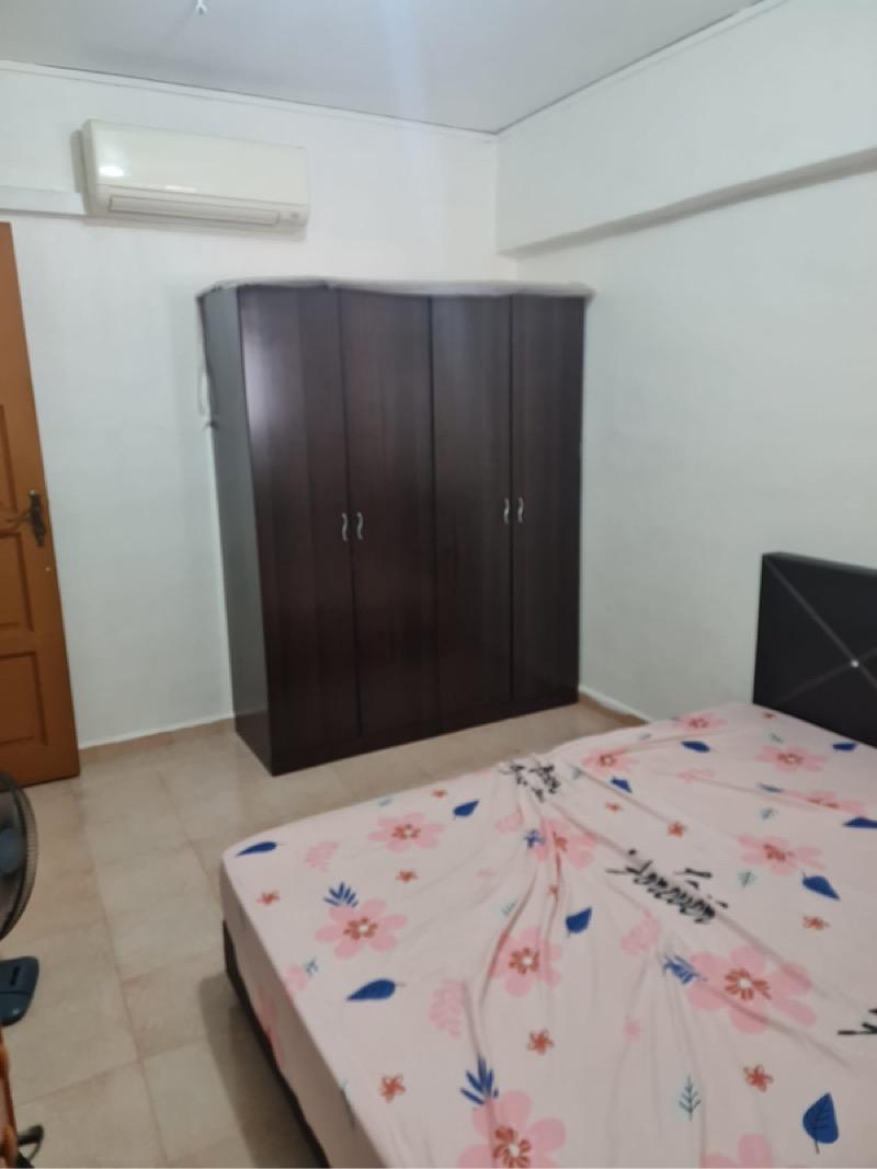 Prop-GPT: HDB Apartment: D22 Boon Lay 513 Jurong West Street 52