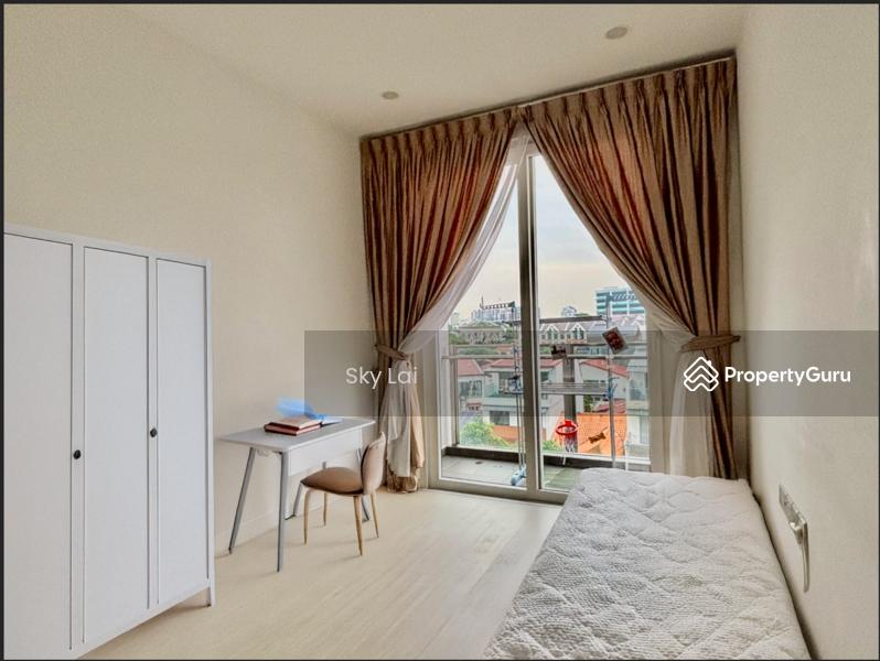 Prop-GPT: Apartment: D19  Kensington Square